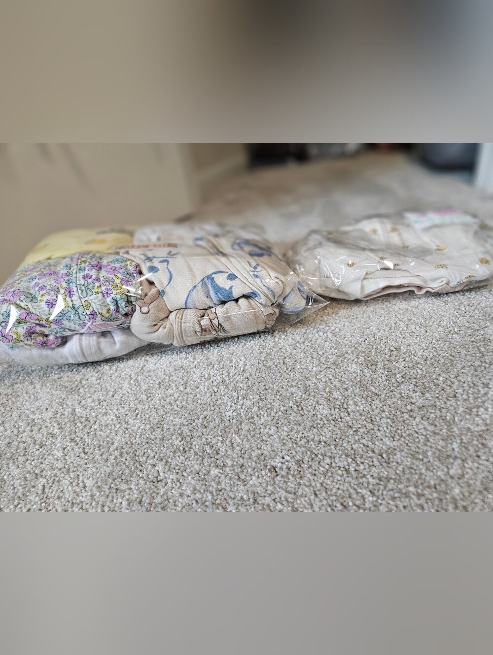 Carters (9) & Wonder Nation (1) BUNDLE OF 10 PAJAMAS 6-9M - Picture 12 of 13